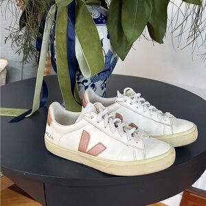 Veja Women's Campo all leather Sneakers 7.5